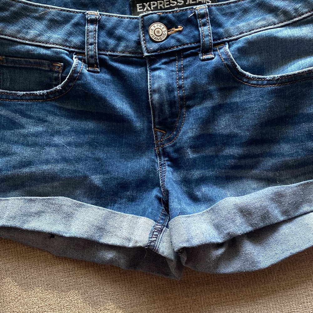 Express Blue Denim Shorts - Picture 4 of 6